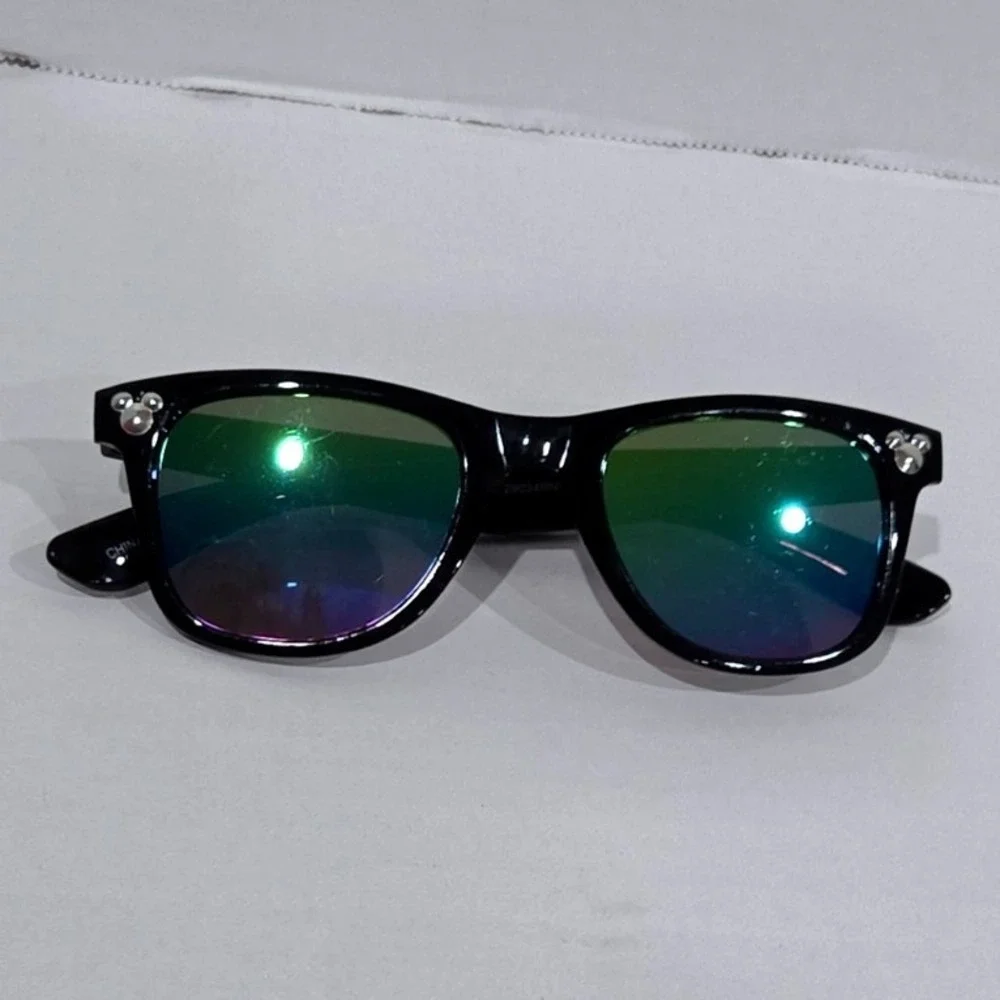 Disney Mickey Mouse Kids Sunglasses Black Wayfarer Iridescent Mirrored Lenses